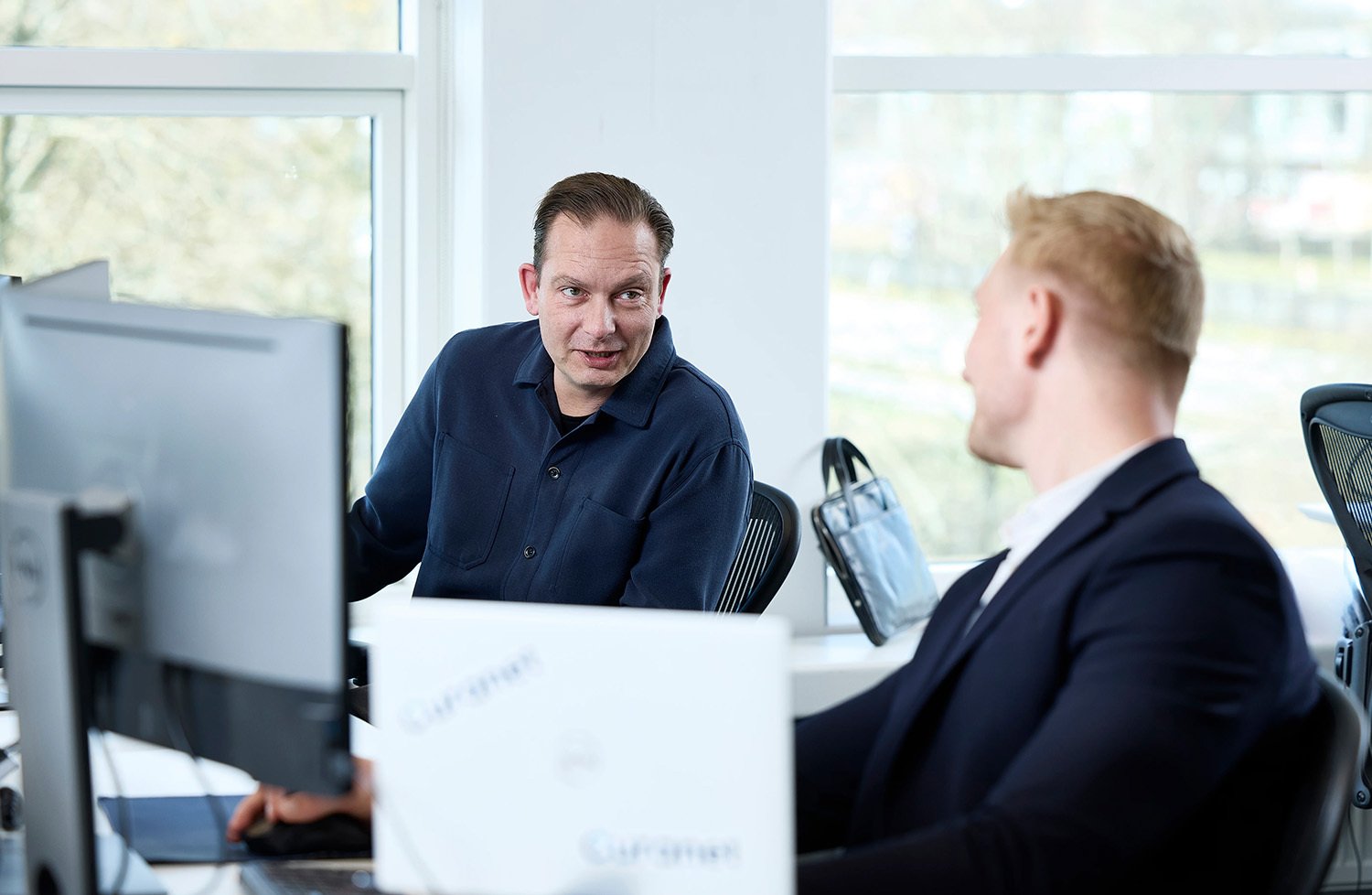 Bliv forhandler hos Curanet. Vi hjælper dig igang med videresalg af it-produkter. 